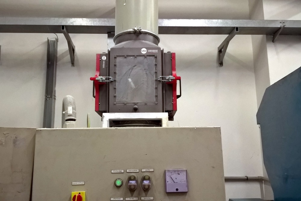 Chutemagneet-in-operation-01 Chutemagneet in werking