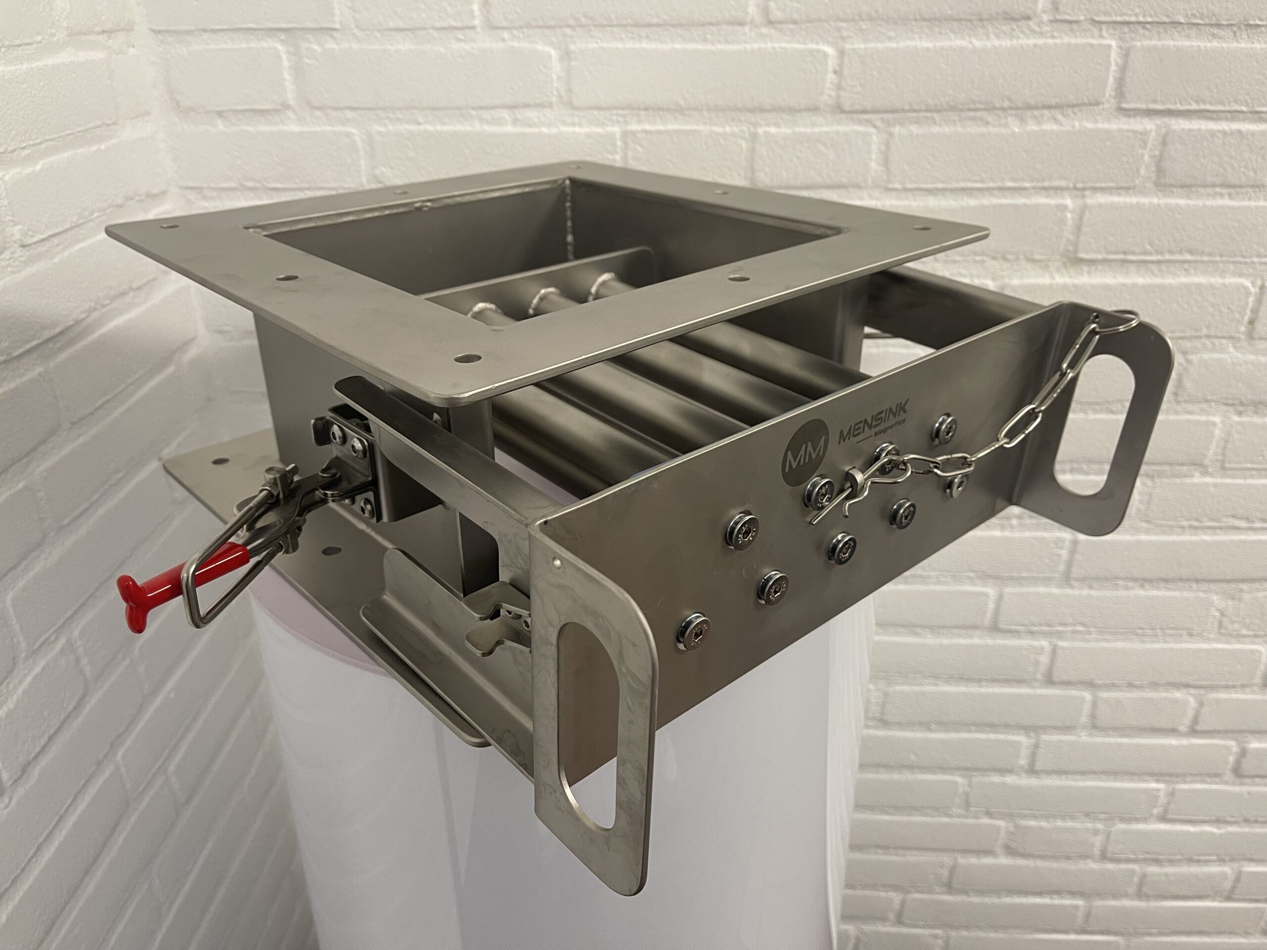 Magneetlade AMS-serie zijkant